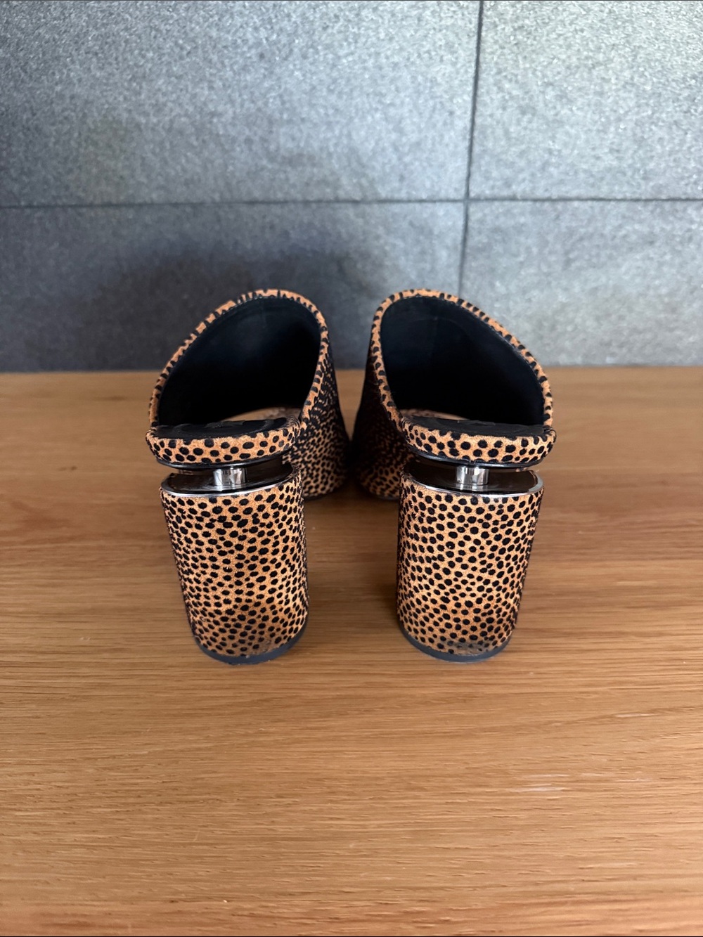 Alexander Wang Tan and Black Speckled Open-Toe Slide Heels - Picture 3 of 4
